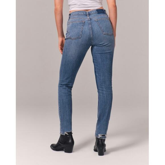 NEW Abercrombie The Skinny High Rise Jeans Medium Wash Denim - Size 23/000XS - Picture 3 of 9